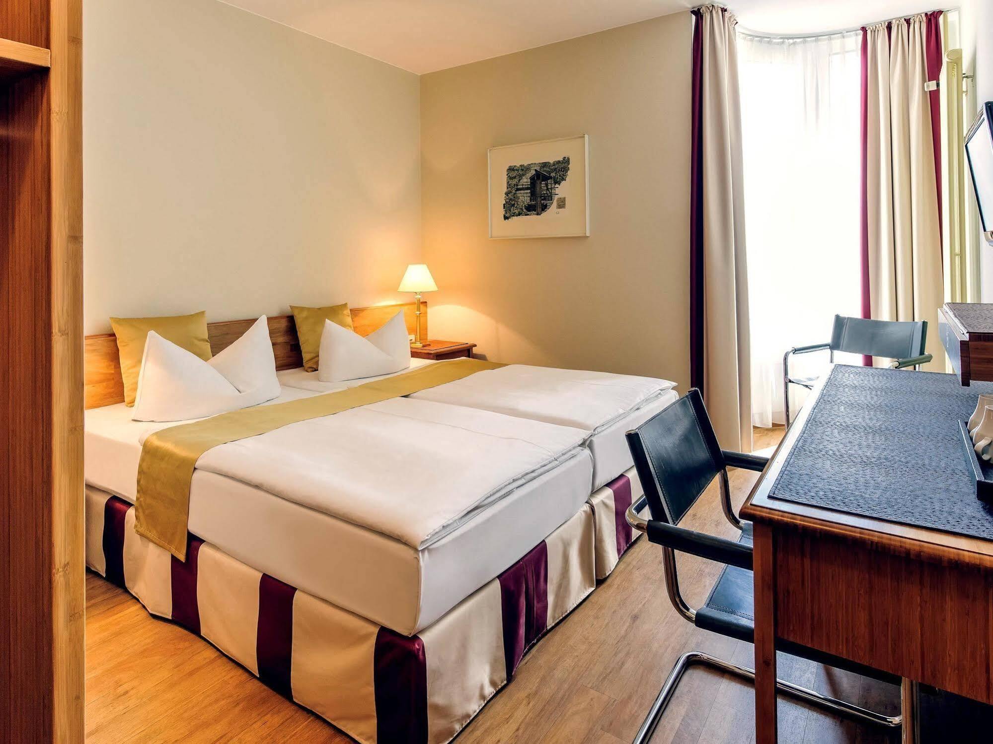 Mercure Zentrum Superior 3*